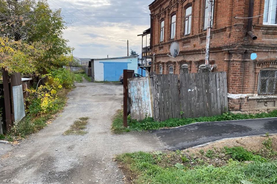 Продаётся 2-комнатная квартира, 61.4 м²