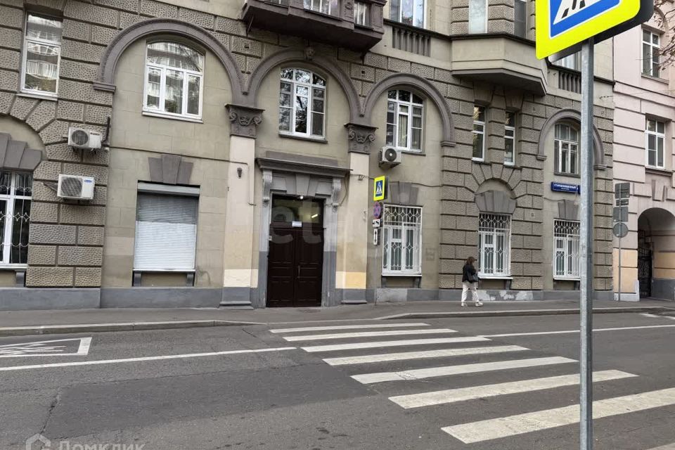 Продаётся студия, 300 м²