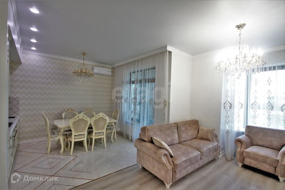 Продаётся 2-комнатная квартира, 62.6 м²