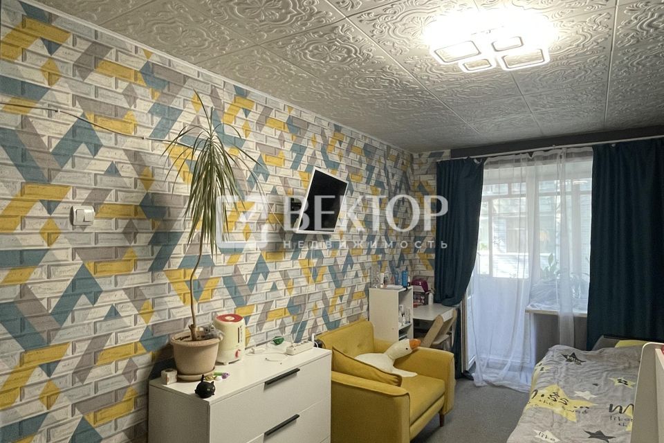 Продаётся 3-комнатная квартира, 63.8 м²
