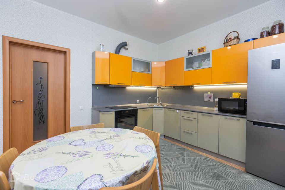 Продаётся 2-комнатная квартира, 74.9 м²