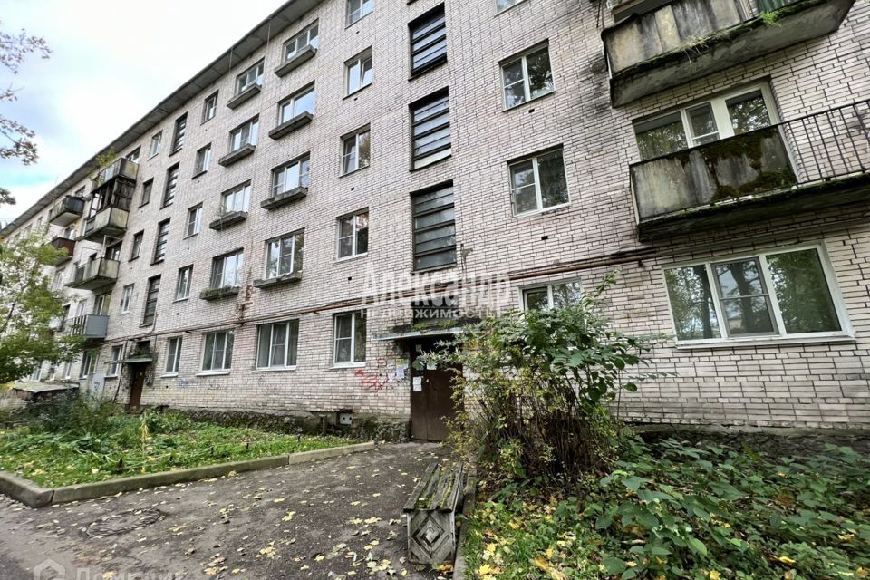 Продаётся 3-комнатная квартира, 56.5 м²