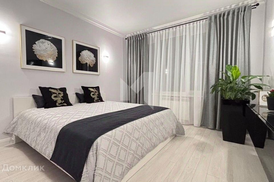 Продаётся 4-комнатная квартира, 116 м²