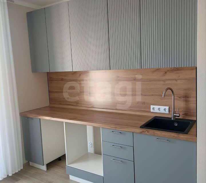 Продаётся 3-комнатная квартира, 64 м²