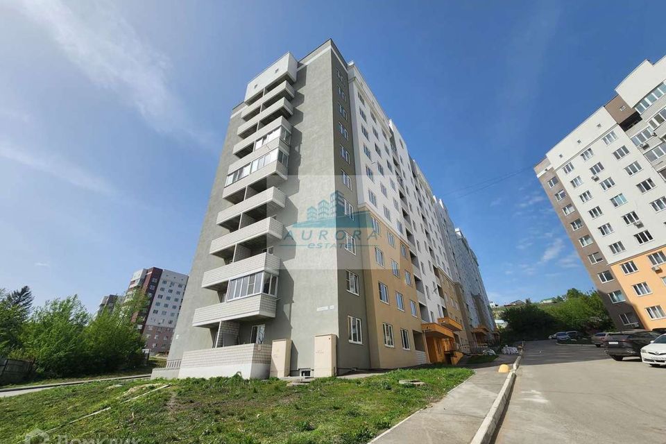 Продаётся 3-комнатная квартира, 93 м²