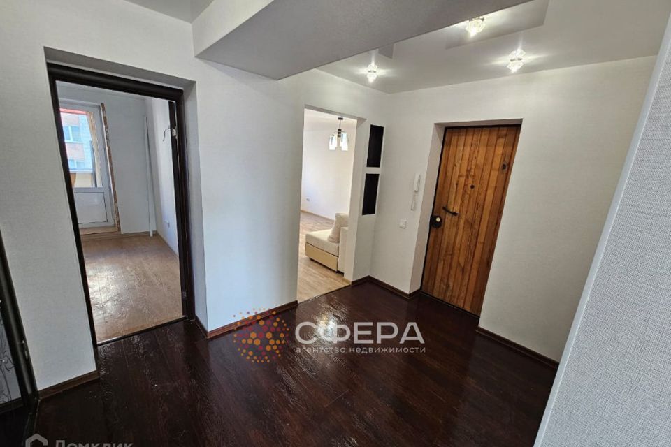 Продаётся 2-комнатная квартира, 57.2 м²