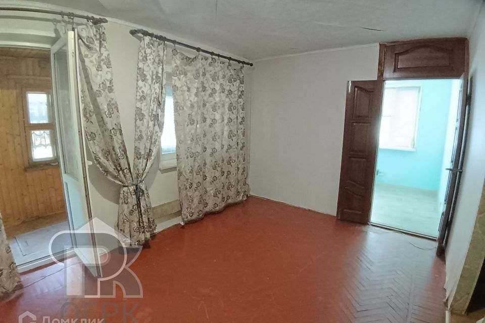 Продаётся 3-комнатная квартира, 56.9 м²