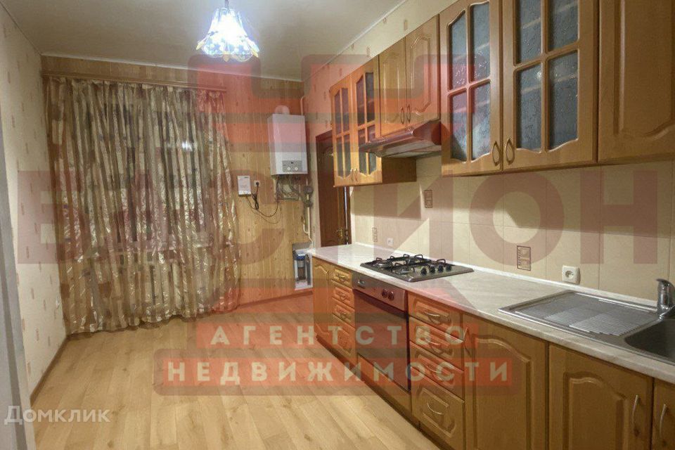 Продаётся 4-комнатная квартира, 104.3 м²