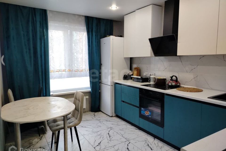 Продаётся 2-комнатная квартира, 62.3 м²