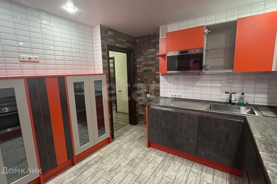 Продаётся 2-комнатная квартира, 61 м²