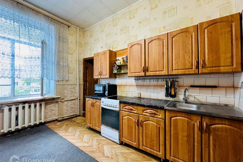 Продаётся 3-комнатная квартира, 65.8 м²
