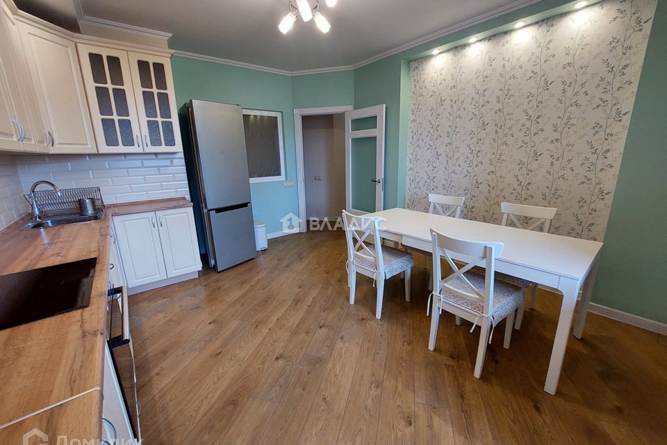 Сдаётся 3-комнатная квартира, 102 м²