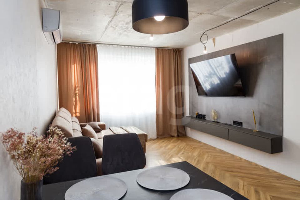 Продаётся 2-комнатная квартира, 45.6 м²