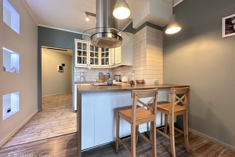 Продаётся 1-комнатная квартира, 43 м²