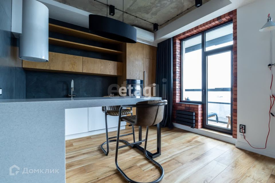Продаётся 1-комнатная квартира, 42.3 м²