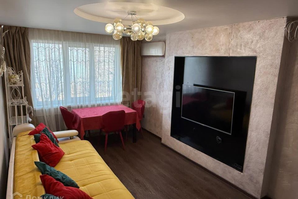 Продаётся 3-комнатная квартира, 60 м²