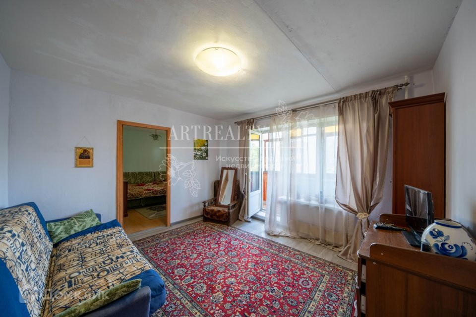 Продаётся 3-комнатная квартира, 50.9 м²