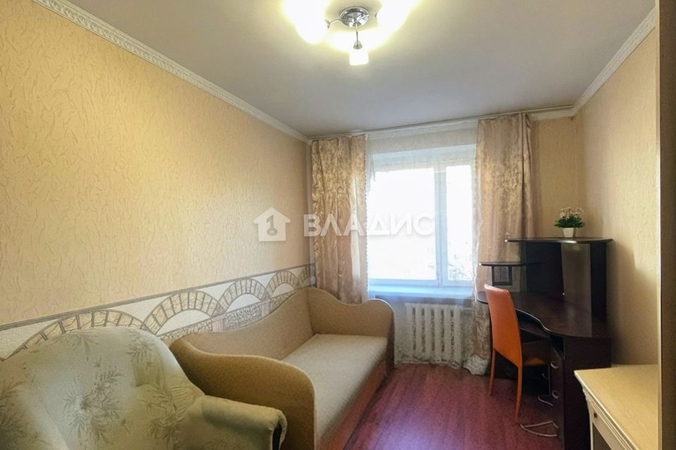 Продаётся комната в 4-комн. квартире, 11.8 м²