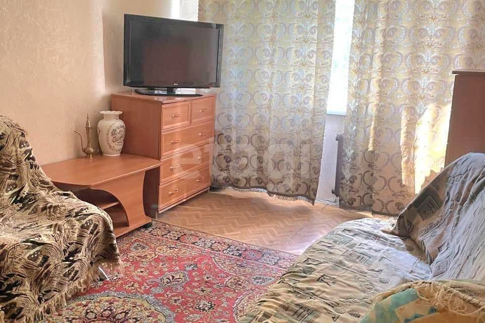 Продаётся 1-комнатная квартира, 34 м²