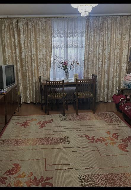 Продаётся 3-комнатная квартира, 70.5 м²