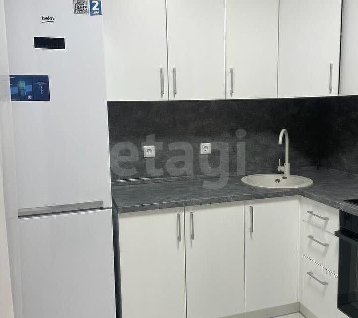 Продаётся 1-комнатная квартира, 38 м²