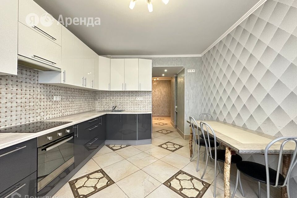 Сдаётся 2-комнатная квартира, 67 м²