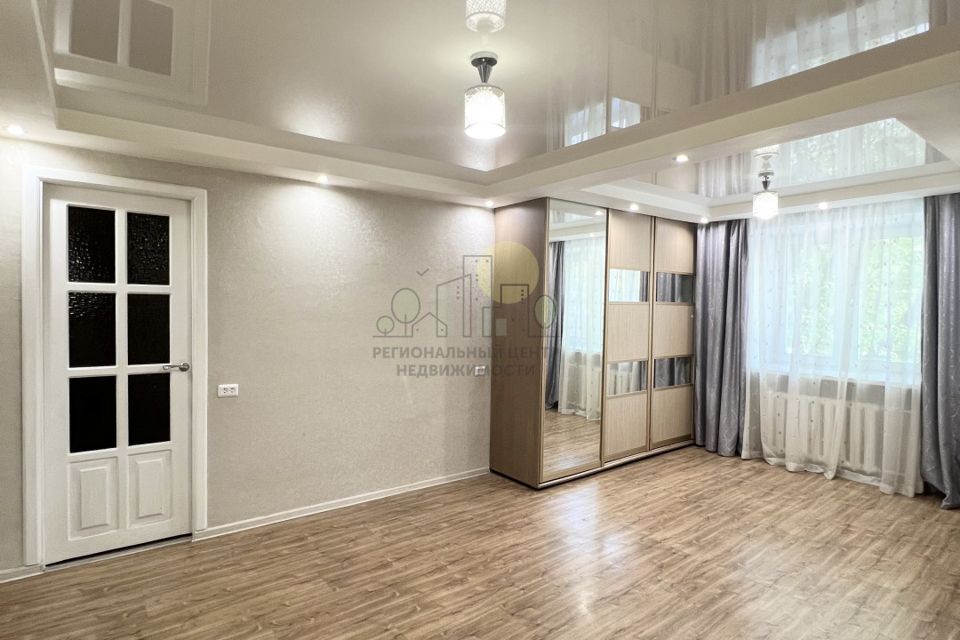 Продаётся 2-комнатная квартира, 42.7 м²