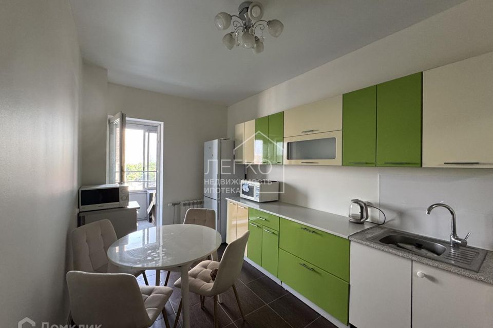 Продаётся 1-комнатная квартира, 38.2 м²