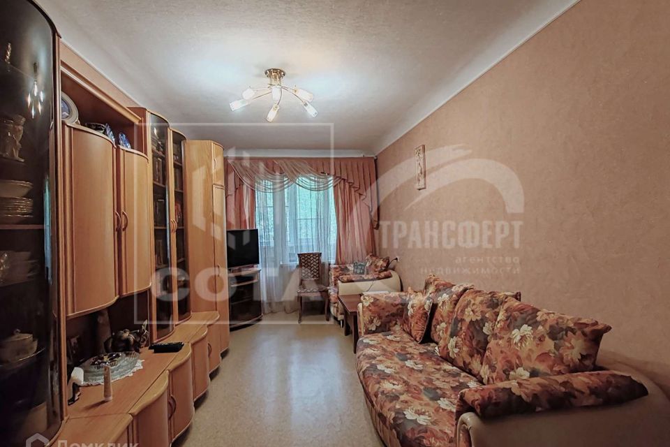 Продаётся 3-комнатная квартира, 56.6 м²