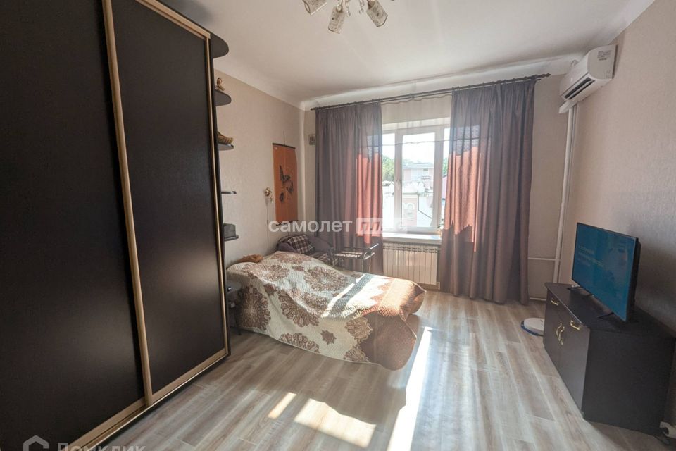 Продаётся 2-комнатная квартира, 58.2 м²