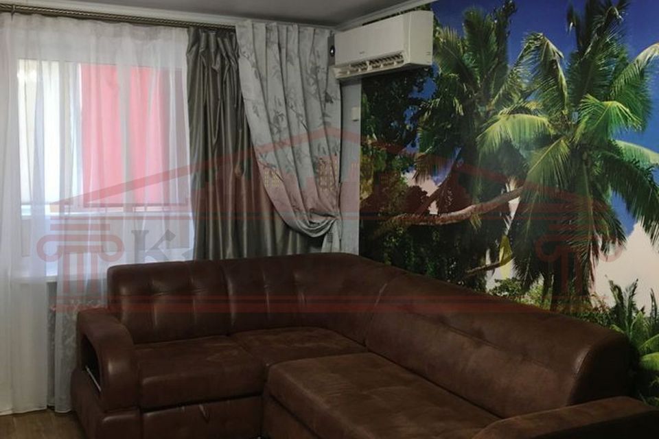 Сдаётся 1-комнатная квартира, 37 м²