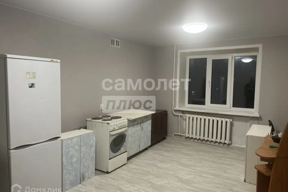 Продаётся комната в 1-комн. квартире, 18 м²