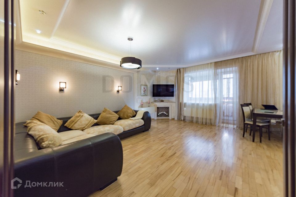 Продаётся 3-комнатная квартира, 110 м²