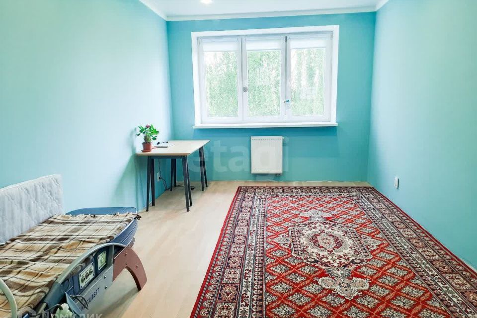 Продаётся 2-комнатная квартира, 69.8 м²
