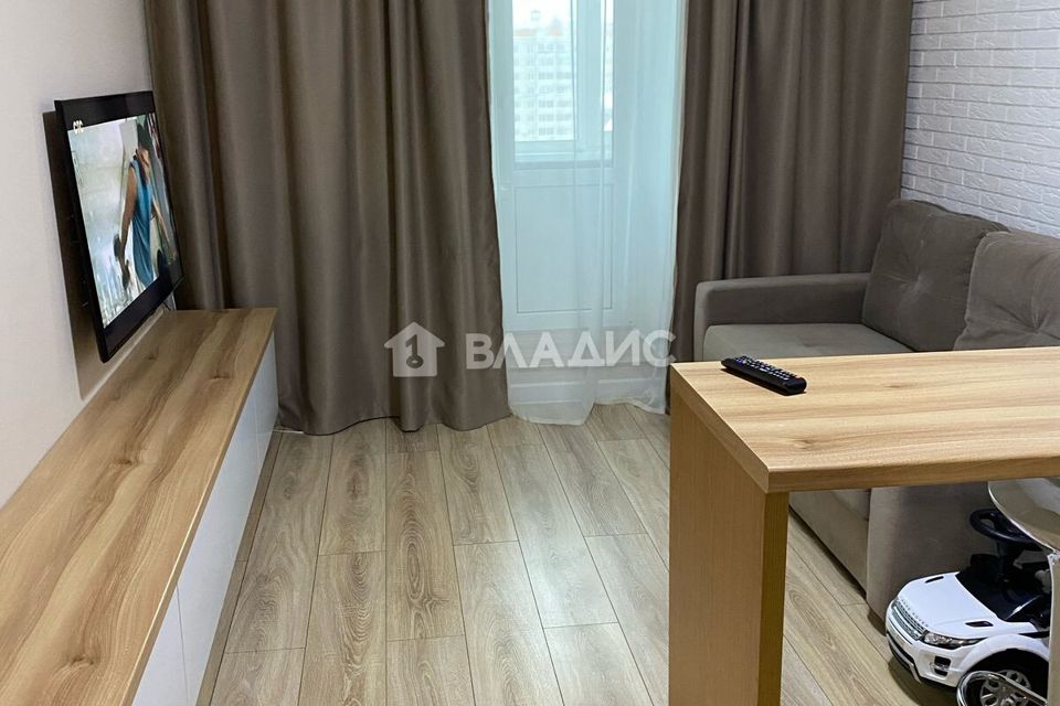 Продаётся 1-комнатная квартира, 37 м²
