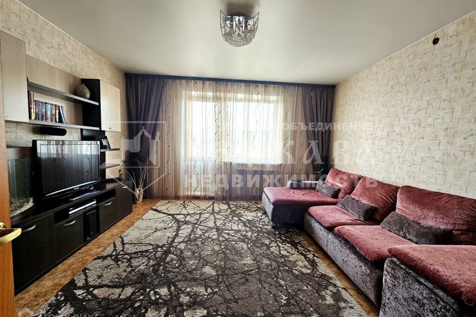 Продаётся 4-комнатная квартира, 80.8 м²