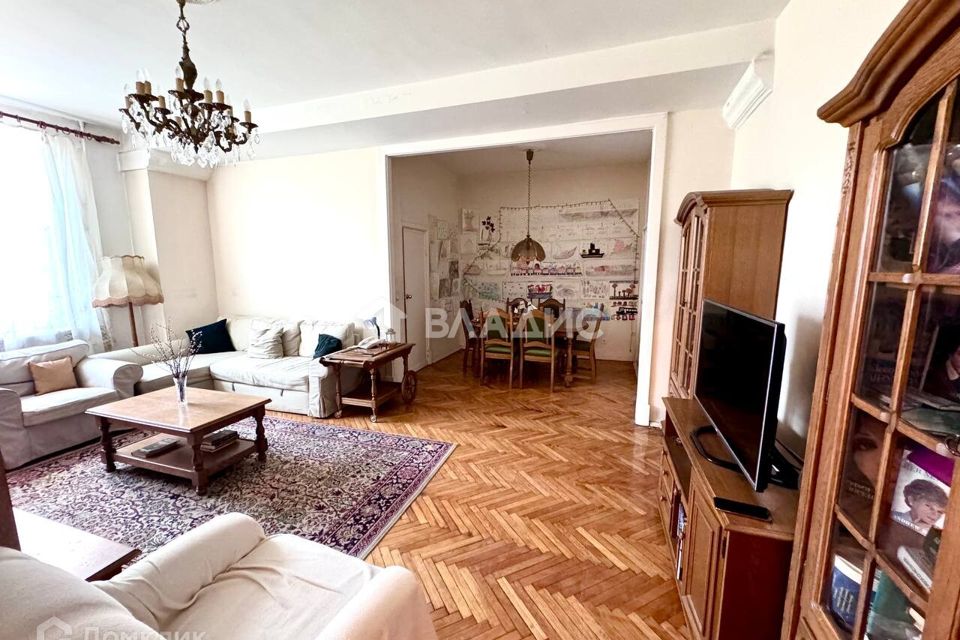 Продаётся 2-комнатная квартира, 70.9 м²