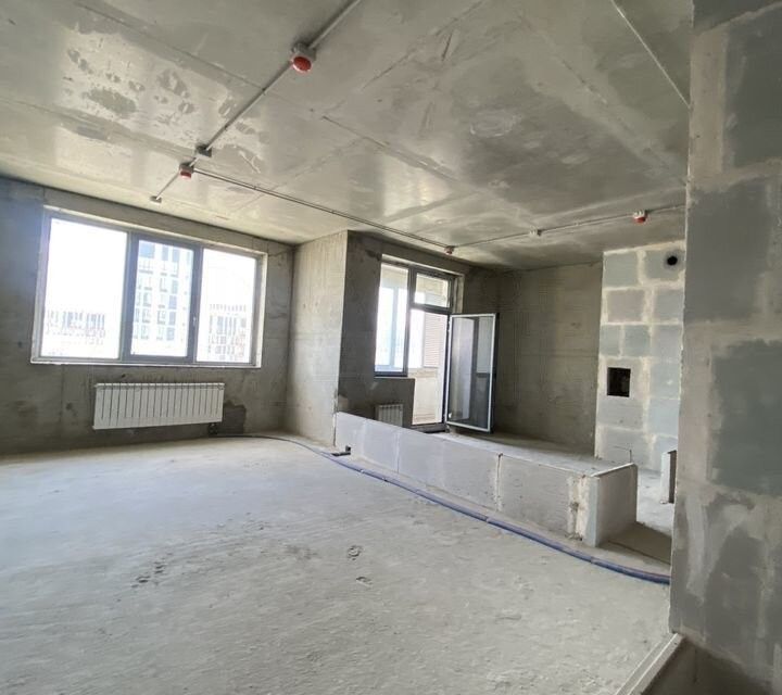 Продаётся 4-комнатная квартира, 114 м²