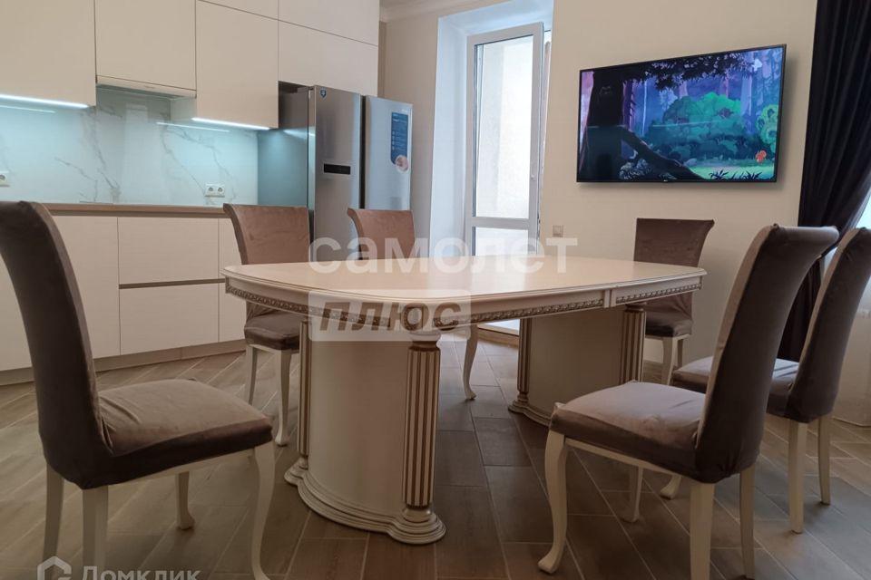 Продаётся 2-комнатная квартира, 65 м²