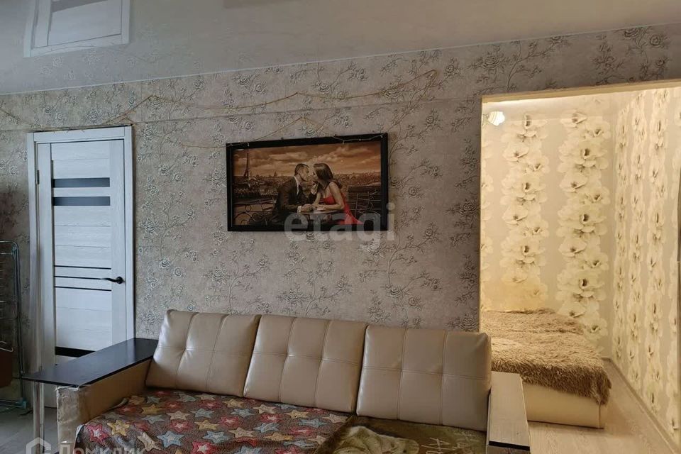 Продаётся 3-комнатная квартира, 44.5 м²