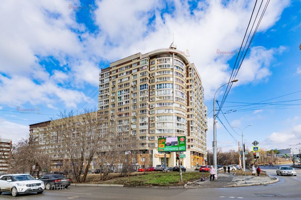 Продаётся 2-комнатная квартира, 63.8 м²