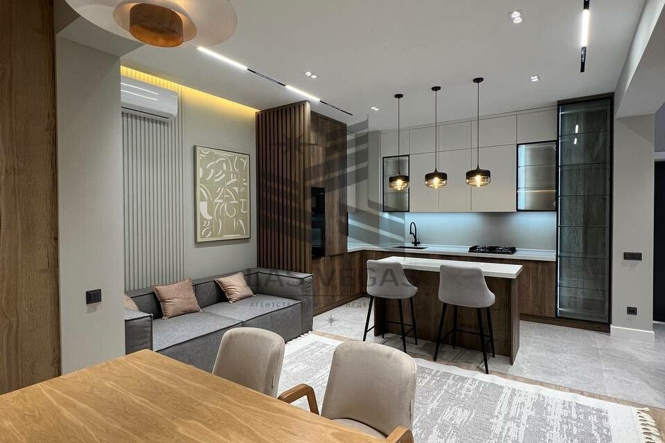 Сдаётся 3-комнатная квартира, 100 м²