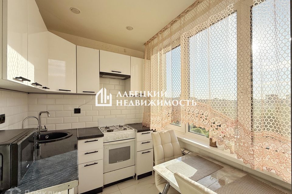 Продаётся 1-комнатная квартира, 28.8 м²