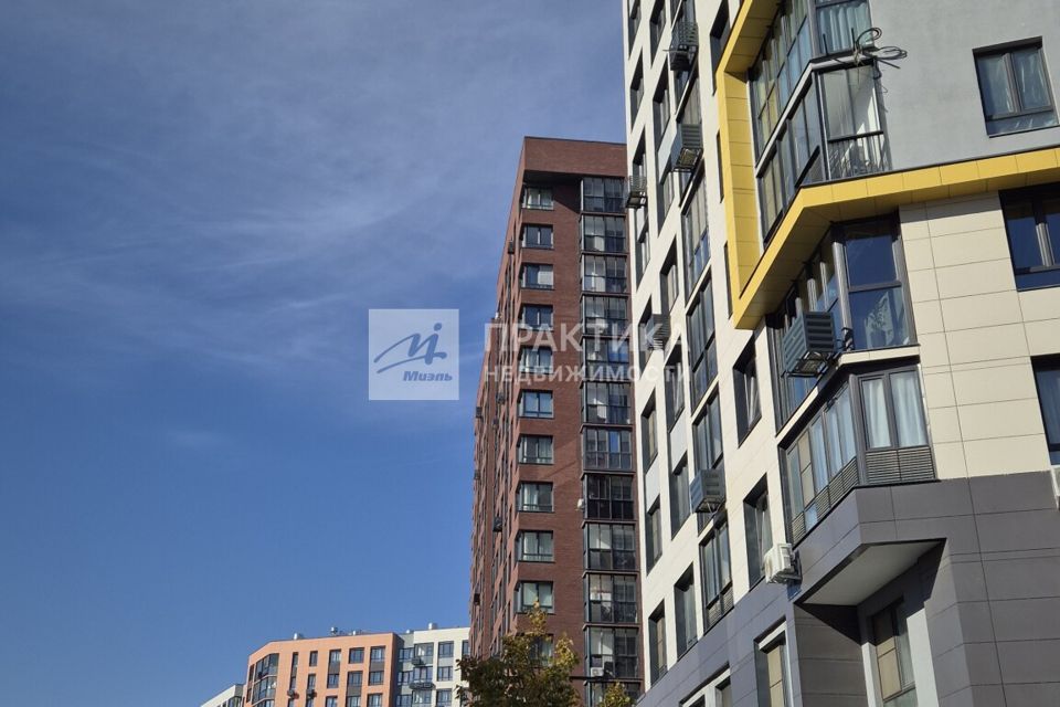Продаётся 2-комнатная квартира, 67.4 м²