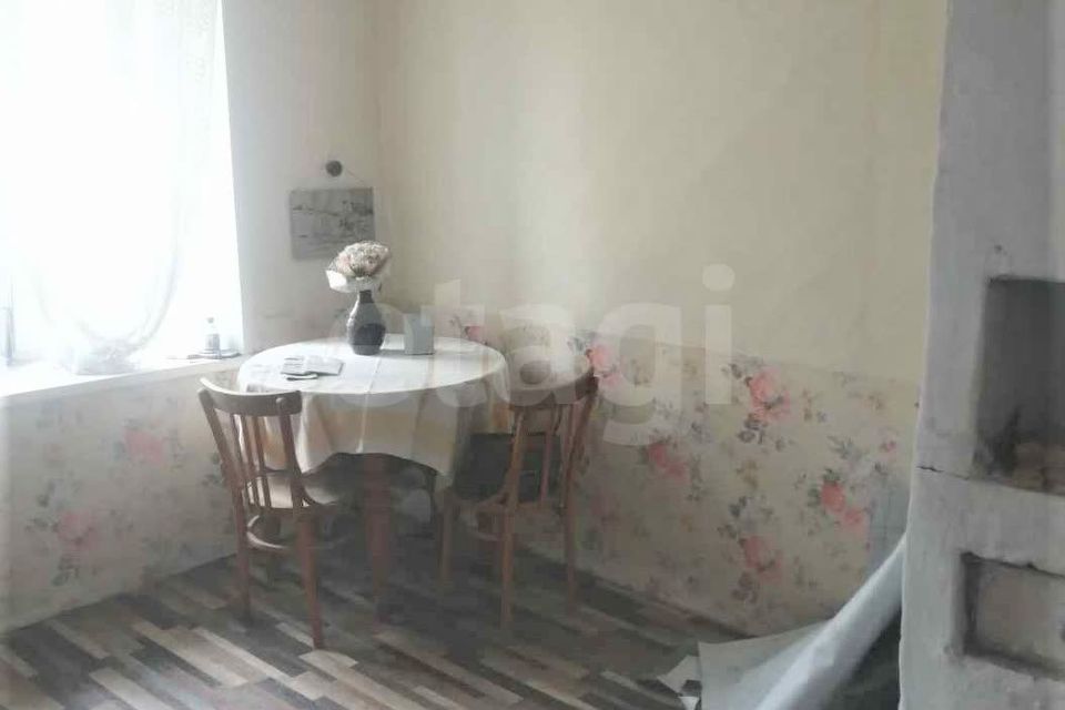 Продаётся комната в 1-комн. квартире, 12.4 м²