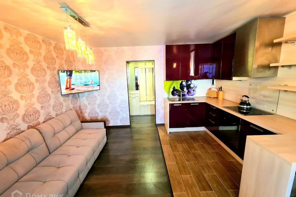 Продаётся 2-комнатная квартира, 56.5 м²