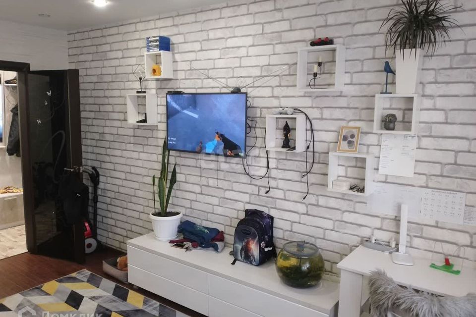 Продаётся 3-комнатная квартира, 65.6 м²