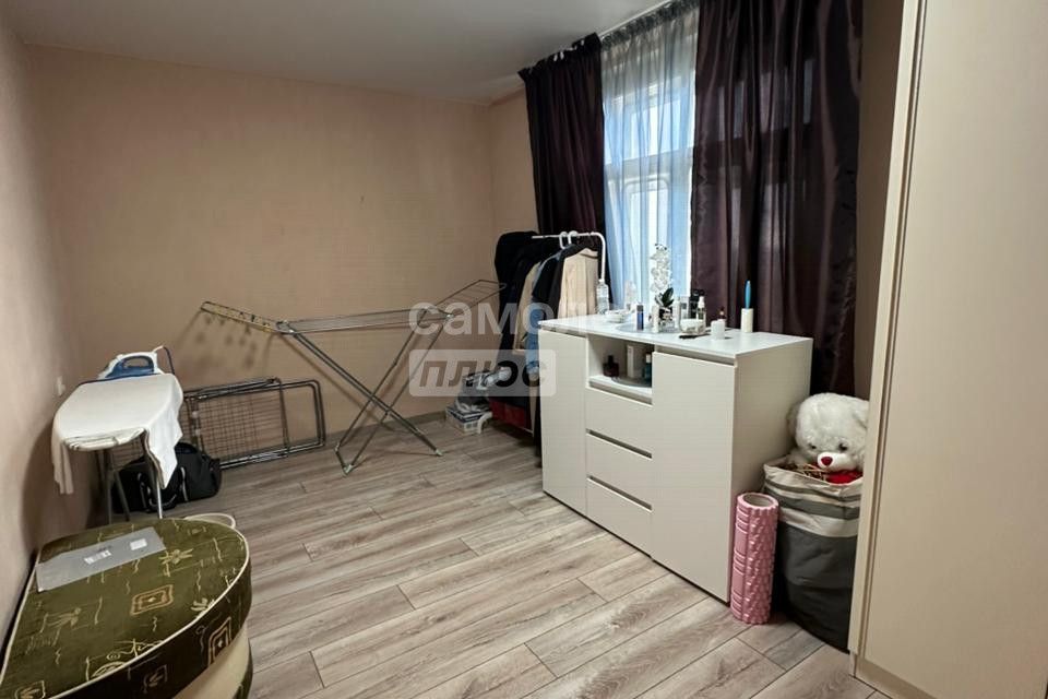 Продаётся 3-комнатная квартира, 61.4 м²
