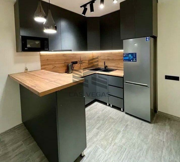 Сдаётся 2-комнатная квартира, 73 м²