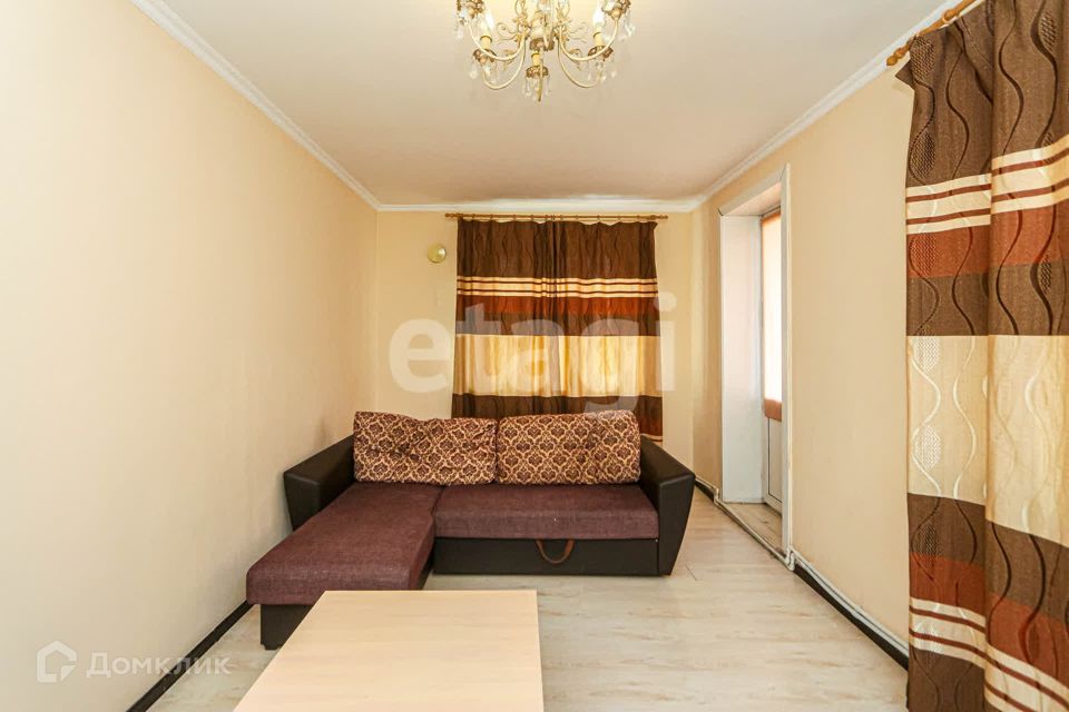 Продаётся 2-комнатная квартира, 57.2 м²